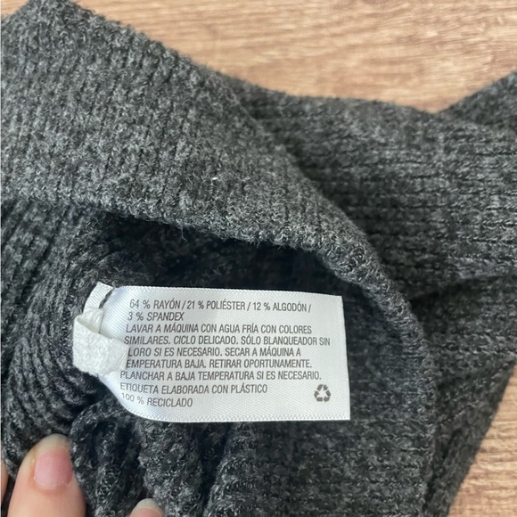 Wild Fable Dark Grey Ribbed Knit Flare Leggings Size Large - Picture 4 of 4